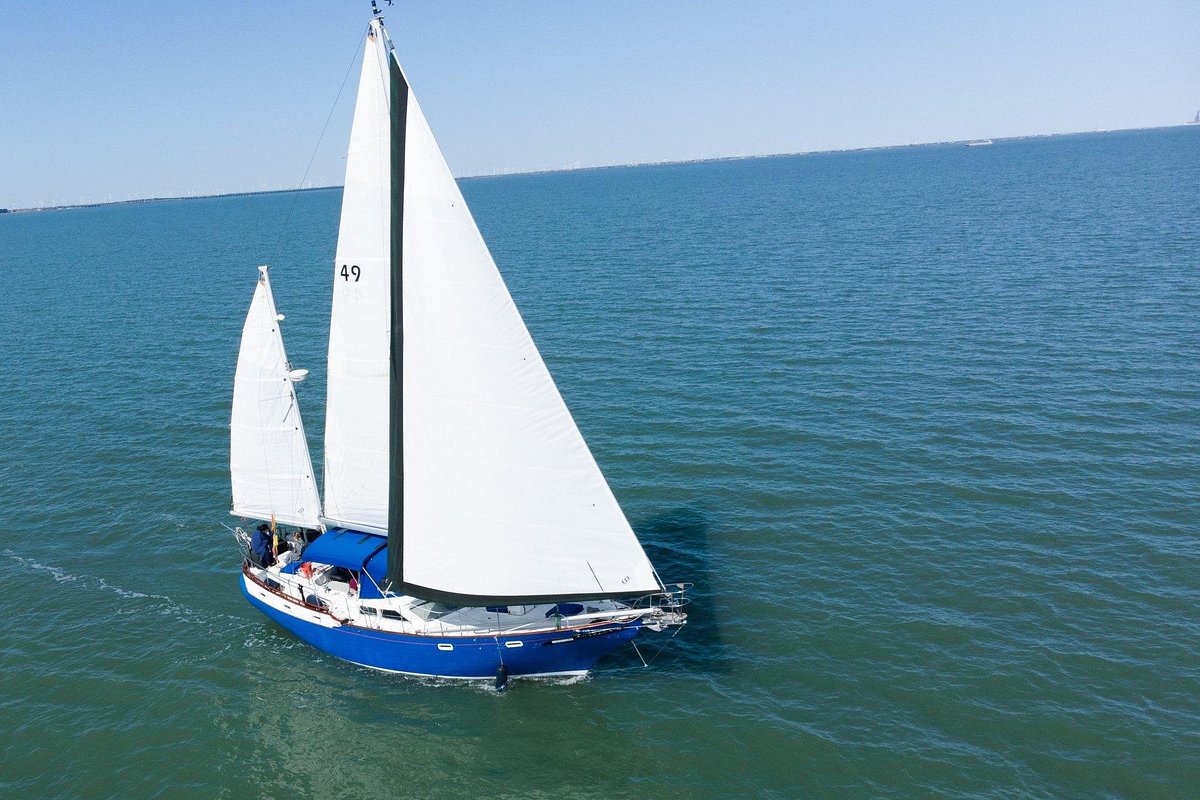 SV Seraphim Charters, one of several Corpus Christi Boat Tours.