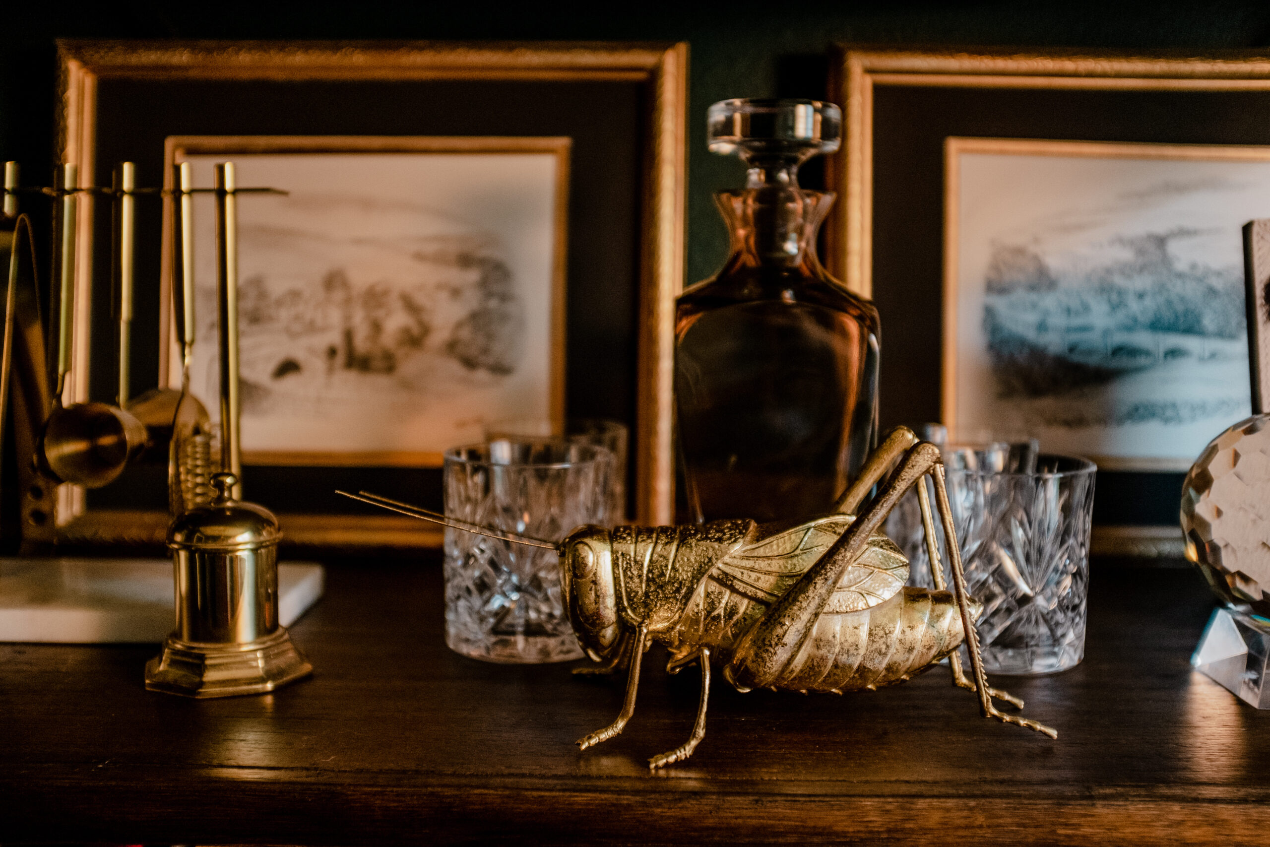 A carefully style home bar and how to make the most of a small space.