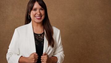 Aubri Lutz, RN, IBCLC of Lutz Lactation portrait by Shoocha Photography