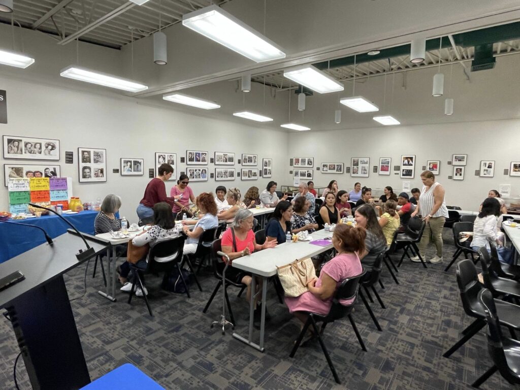 A class taking place at the Corpus Christi Literacy Council.