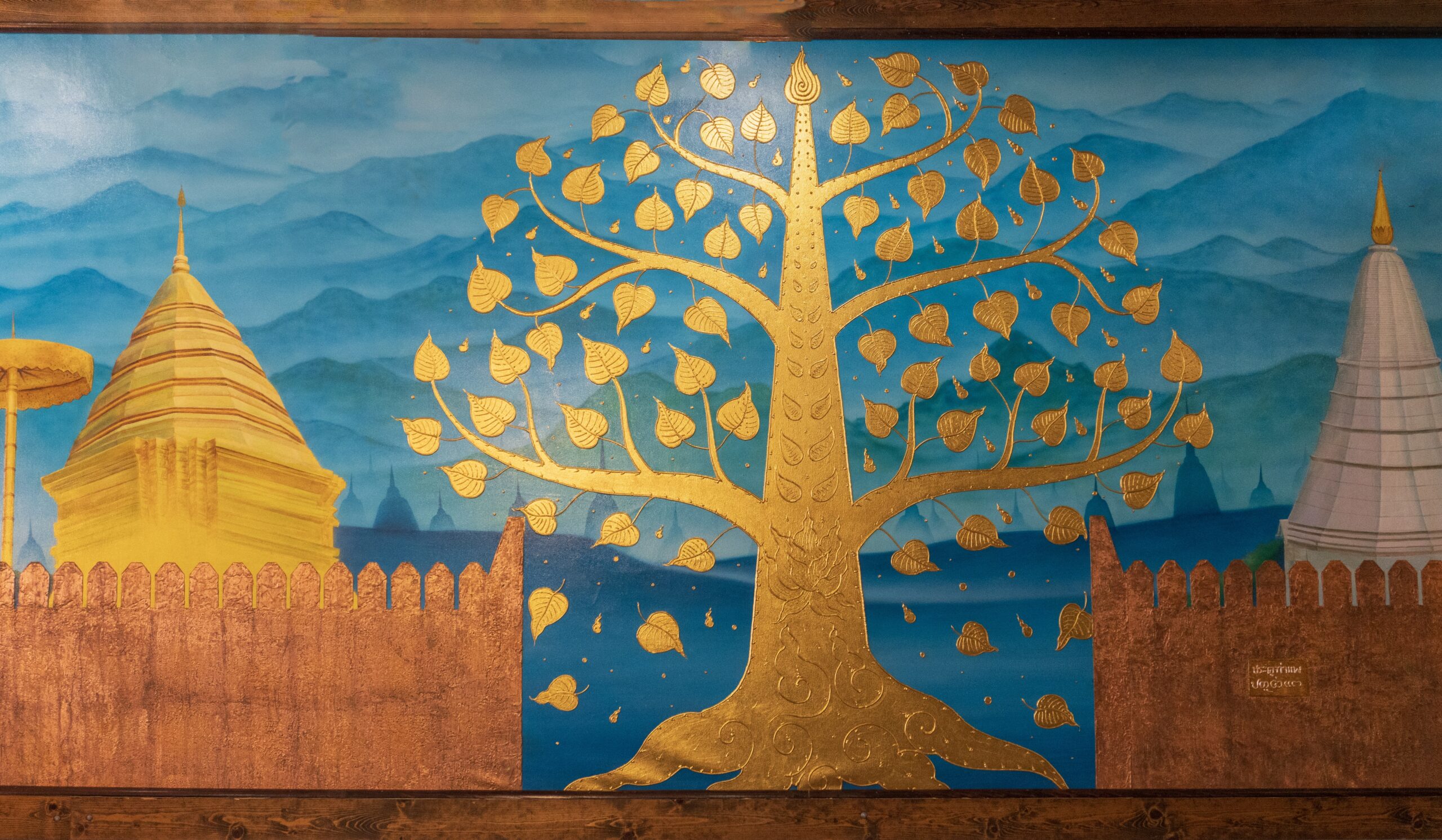 photo of the inside of Tuk Tuk Thai Restaurant