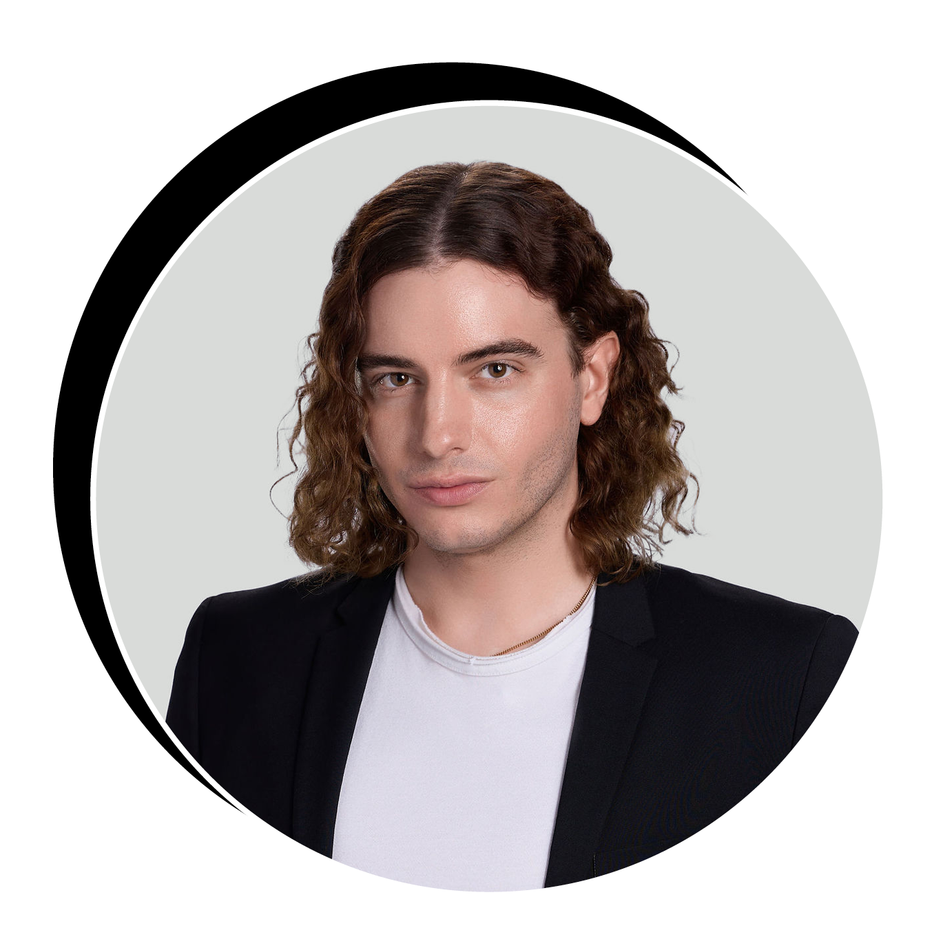 photo of Jarred Schuetze, Art Director of The Bend Magazine