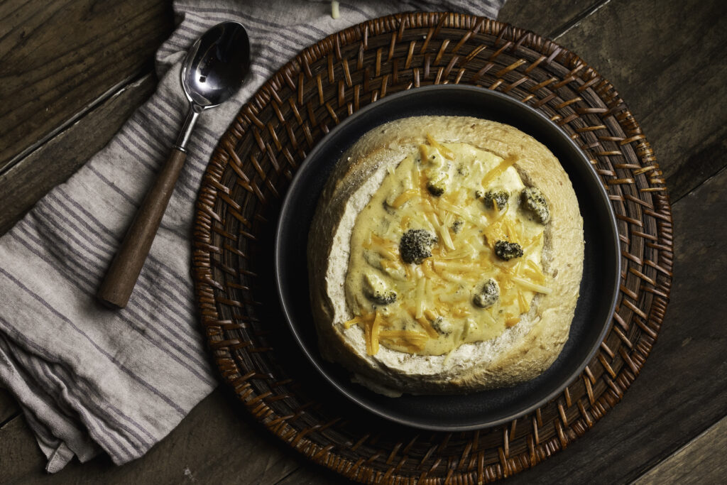 JPAGE-Editorial-TheBend-FarmToTable-Feb2025-BreadBowls-8172-scaled.jpg